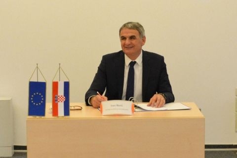 SRCE: Signed contracts worth 94 million kuna 