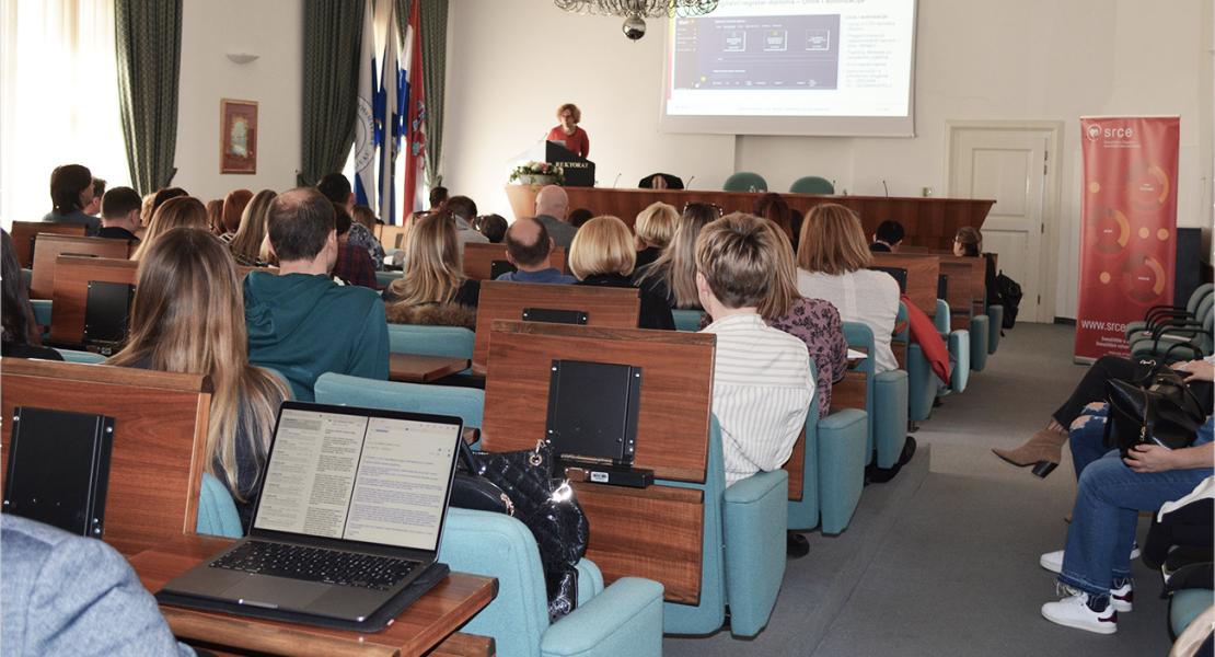 Digitalne diplome - korak naprijed u digitalizaciji visokog obrazovanja na Sveučilištu Josipa Jurja Strossmayera u Osijeku